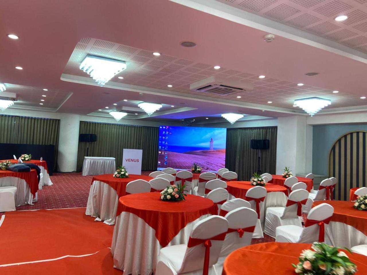 Hotel O The Kia Residency Hotel And Banquet 아흐메다바드 외부 사진